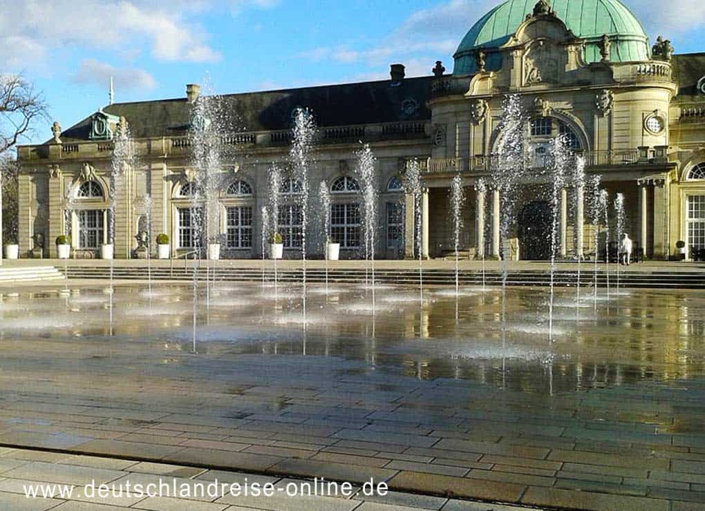 Kaiserpalais im Kurpark von Bad Oeynhausen (www.deutschlandreise-online.de)