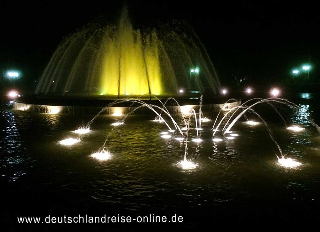 Kurpark bei Nacht von Bad Oeynhausen (www.deutschlandreise-online.de)