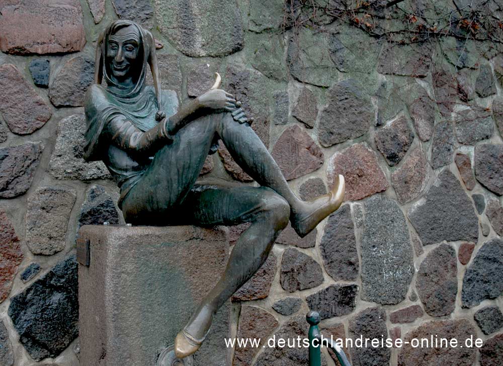 Figur von Till Eulenspiegel in Mölln